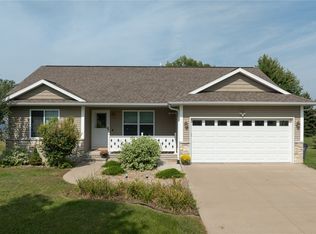 1308 Deer Run Dr NE, Cedar Rapids, IA 52402