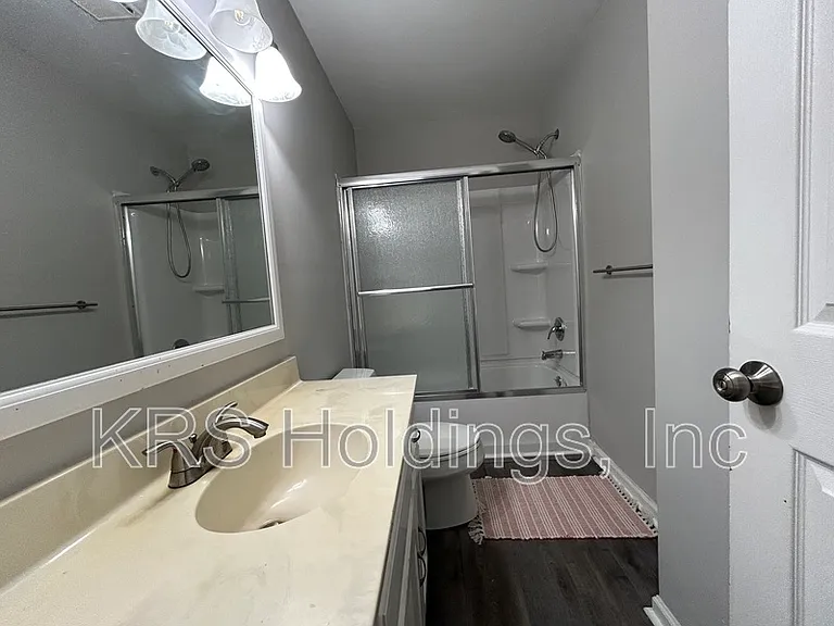 1652 Fairfax Dr — Photo 13