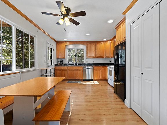 5th image of 20140 Manzanita St