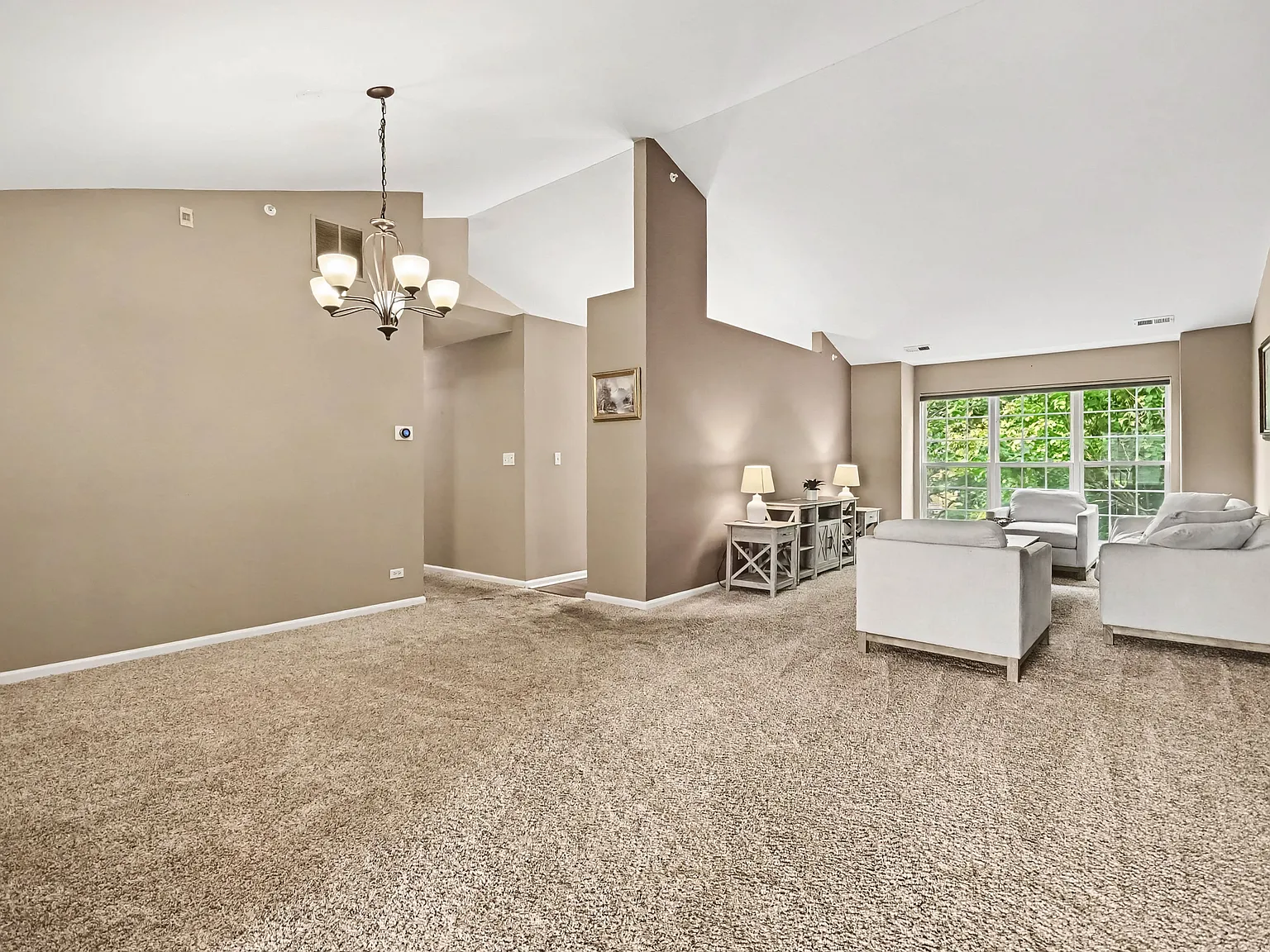 2 bed, 1385 sqft, $2,750 — Photo 2