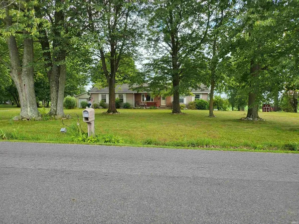 9397 1st Rd, Bremen, IN 46506
