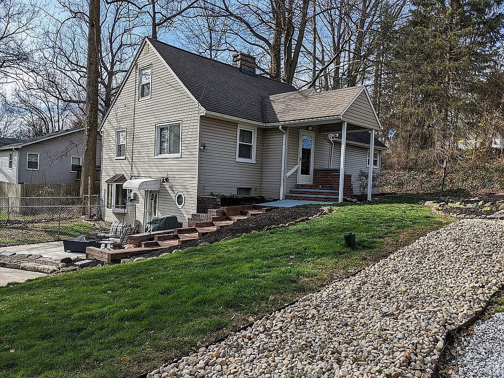 21 Siebanoller Ct photo 1