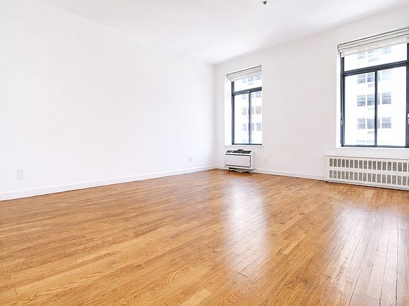 2nd image of 131 E 83rd St APT 4