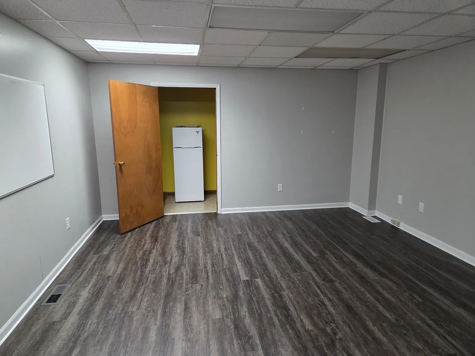 4 bed, 1159 sqft, $1,000 — Photo 2