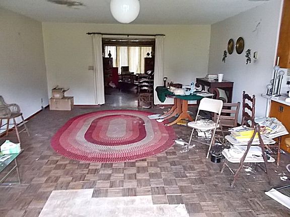 2nd image of 3209 Lake Place Dr