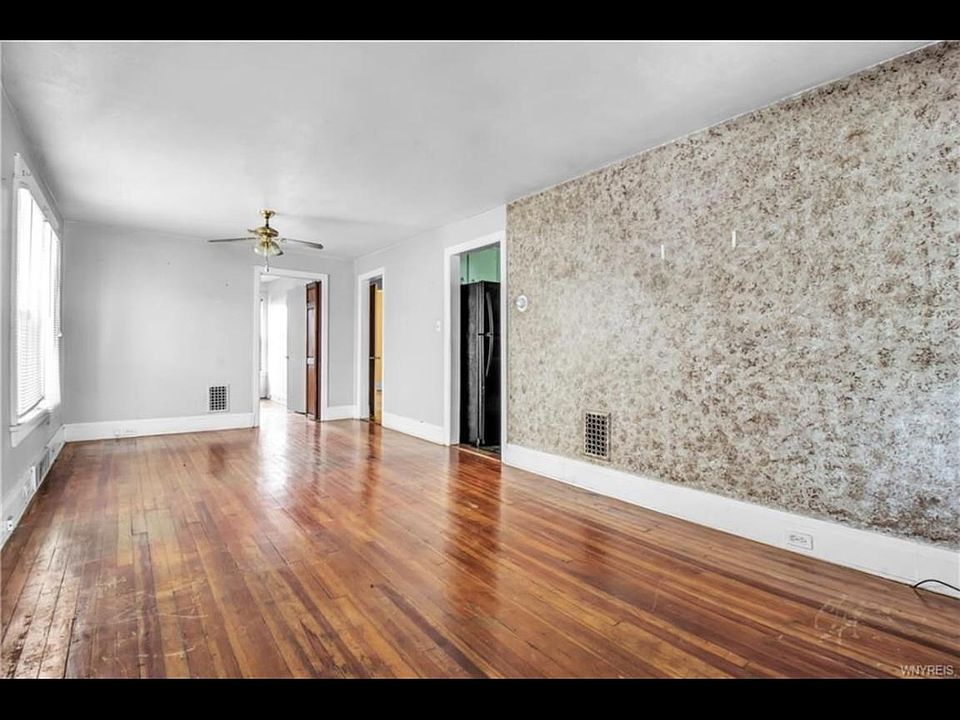 1st image of 115 Newfield St #1