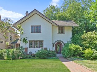 519 N Elmwood Ave, Oak Park, IL 60302