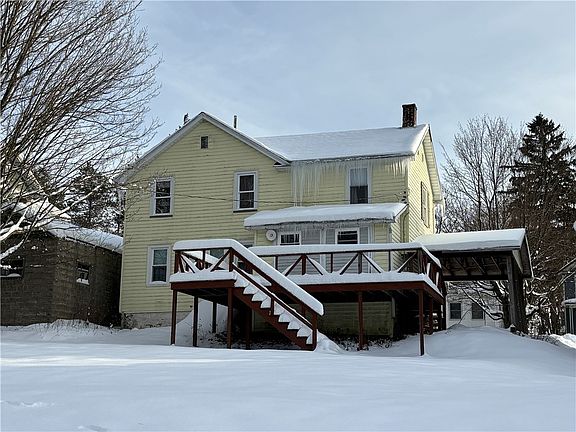 3rd image of 511 Haines St