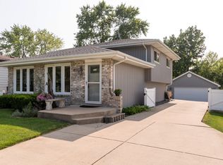 16008 Lockwood Ave, Oak Forest, IL