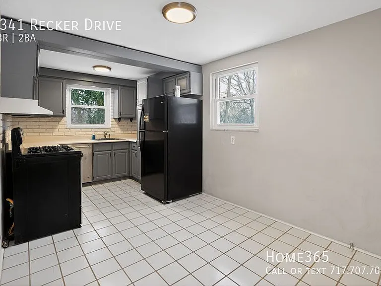 3341 Recker Dr — Photo 5