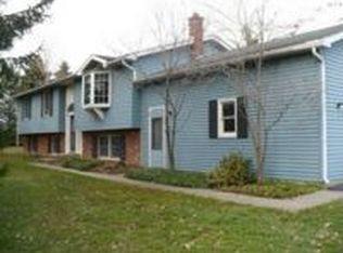 13670 Martin Rd, Akron, NY 14001