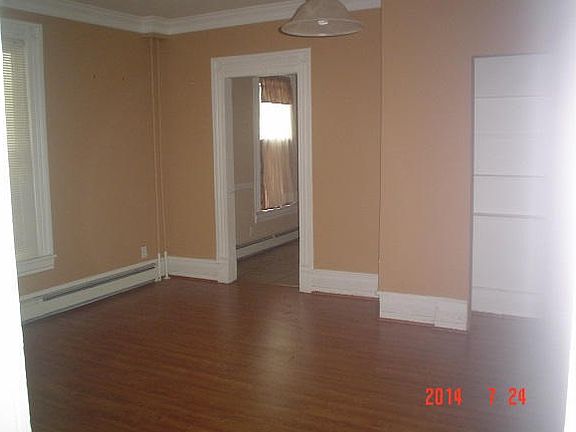 3rd image of 613 McCormick Blvd