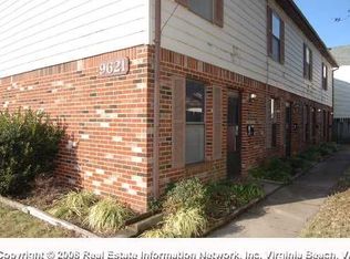 9621 Capeview Ave APT C, Norfolk, VA 23503