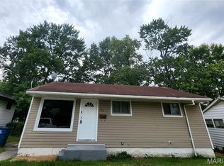 146 Grampian Rd, Saint Louis, MO 63137