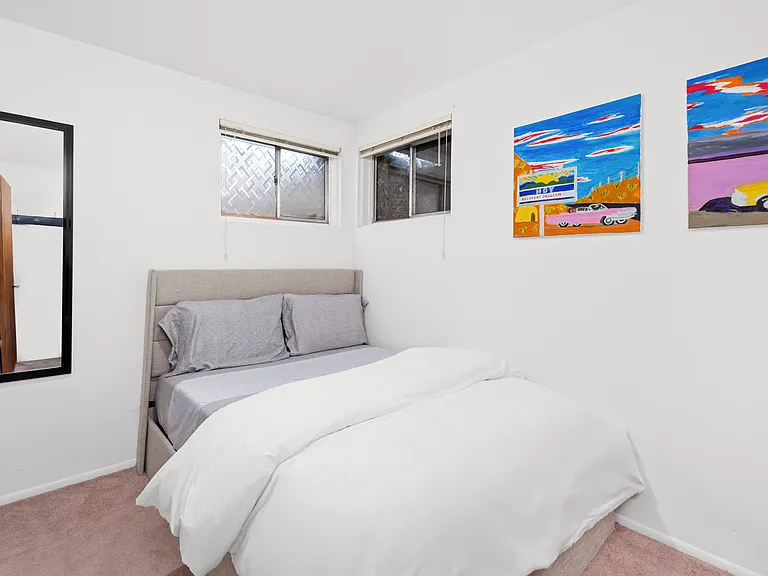 814 W Bleeker St #C1 — Photo 12