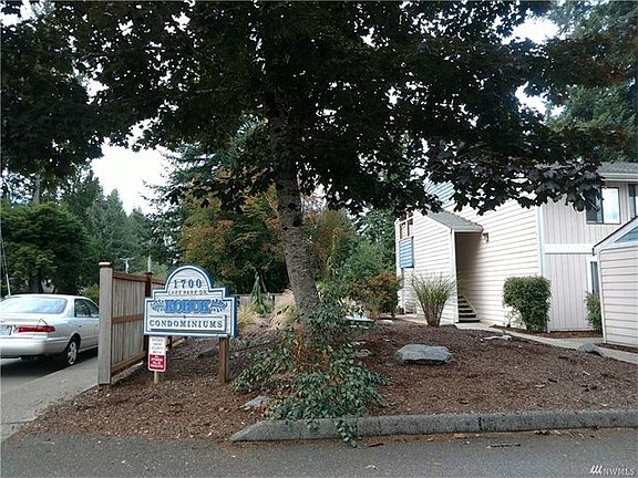 Turn here to your new home!