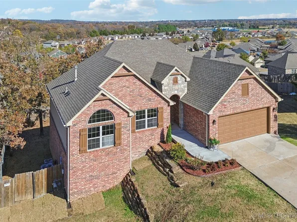 1515 Emily Cir, Sapulpa, OK 74066