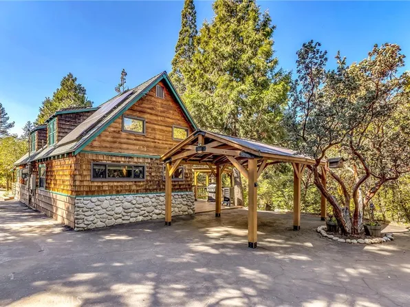 54055 Strawberry Valley Dr, Idyllwild, CA 92549