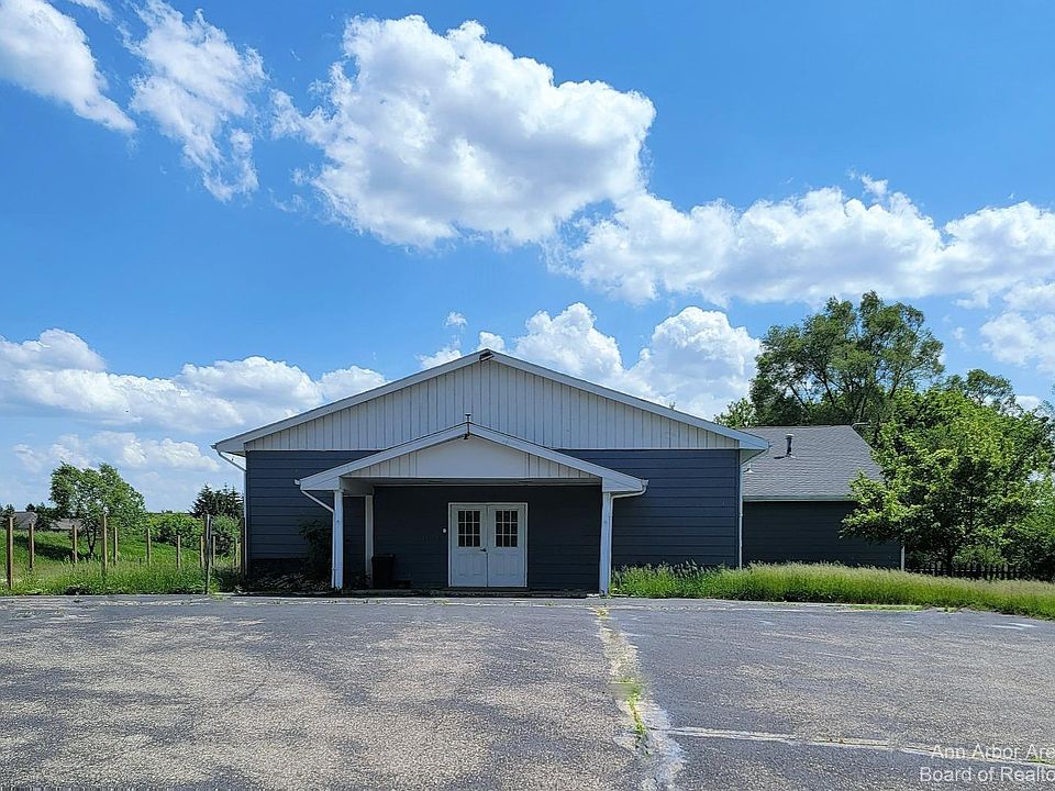715 S Union St, Grass Lake, MI 49240 MLS 3298962 Zillow