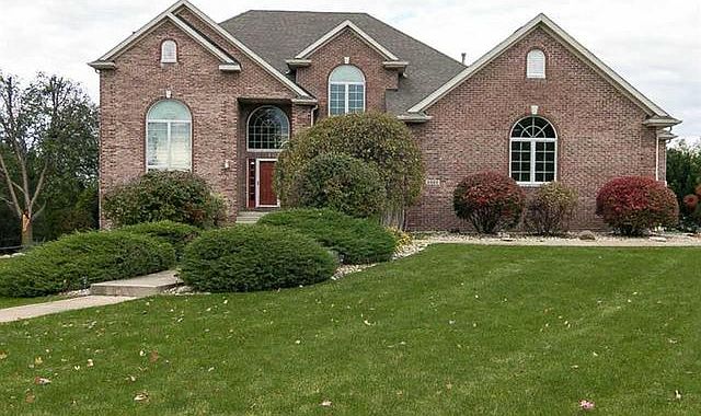 1st image of 8890 Gold Finch Cir