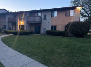 7309 Manor Cir APT 101, Westland, MI 48185