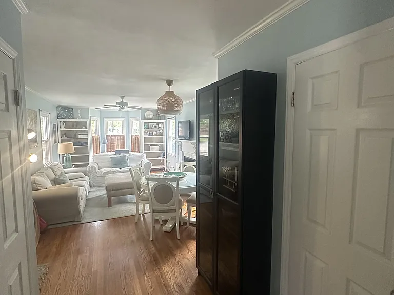 1719 Wheat St — Photo 15