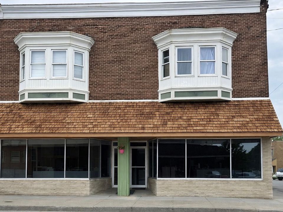 1st image of 215 E Graham St #2