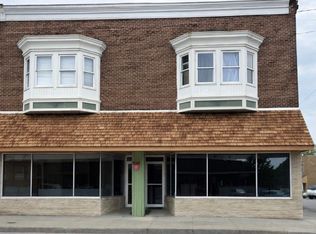 215 E Graham St #4, Kentland, IN 47951