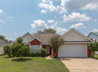 102 Smoke Rise Ct, Dothan, AL 36305