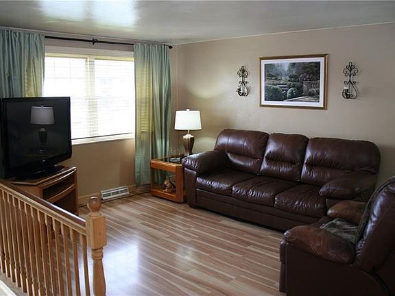2nd image of 617 Mica Dr