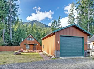 109 Maple Pl, Packwood, WA