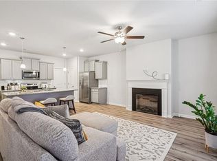 11692 Mendenhall Ct, Hampton, GA 30228