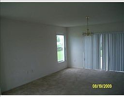 4th image of 2709 Willow Glen Cir