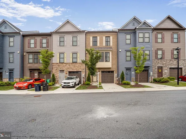 10306 Vista Meadow Way, Lanham, MD 20706