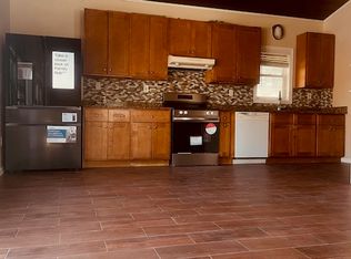 497 Mohegan Avenue Pkwy, Quaker Hill, CT 06375
