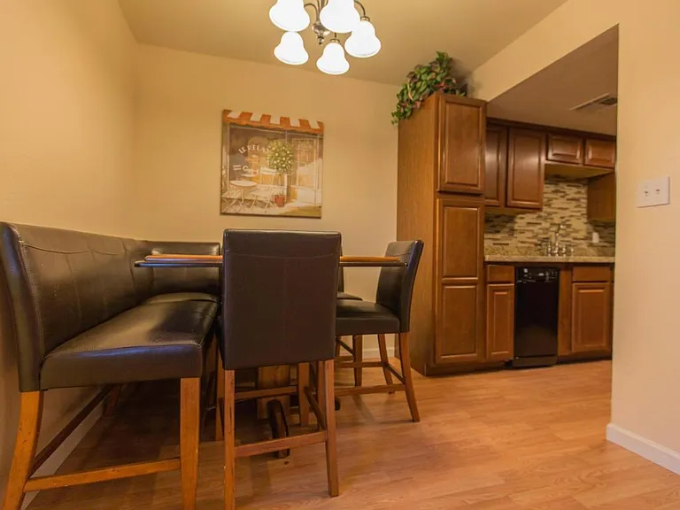 5432 W Sheena Dr — Photo 5