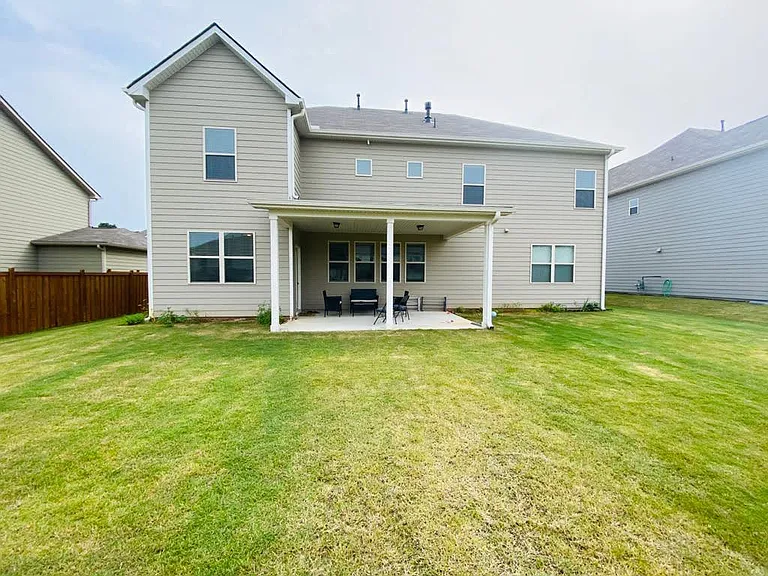 7445 Olivia View Ct — Photo 13