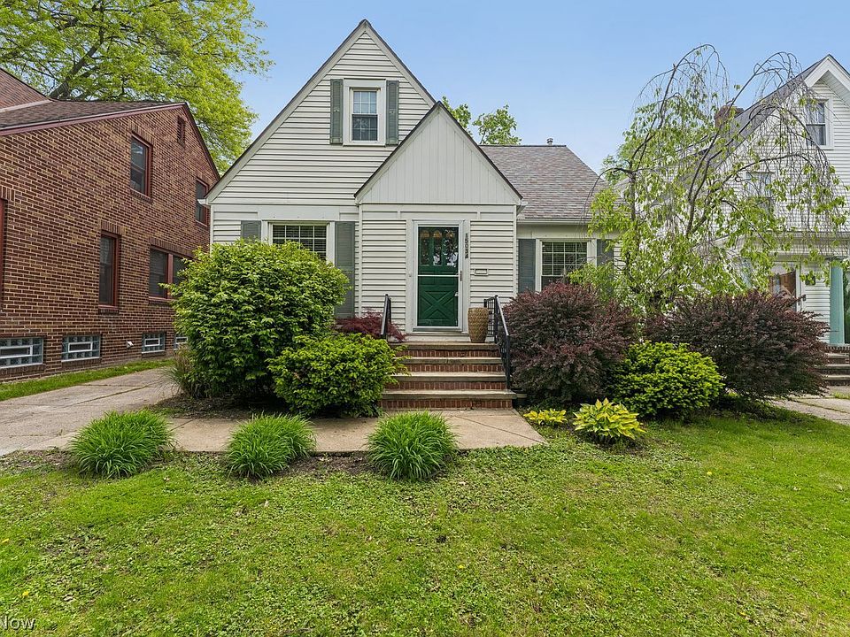 1st image of 15034 Rosemary Ave