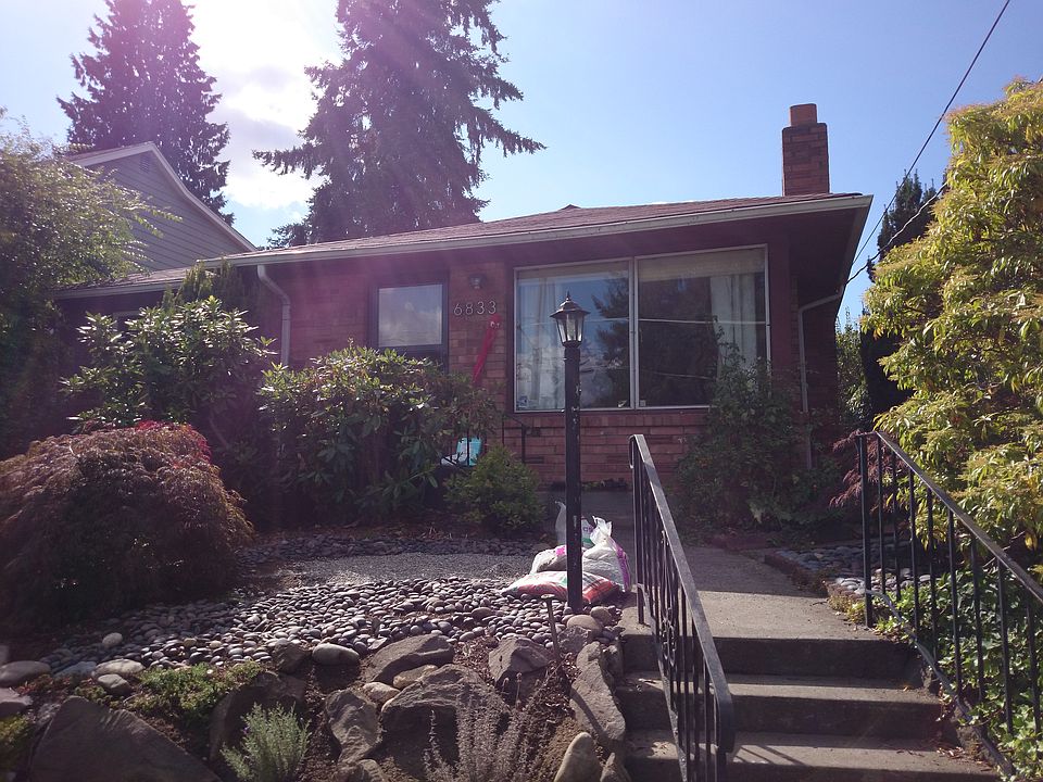 2nd image of 6833 32nd Ave NE