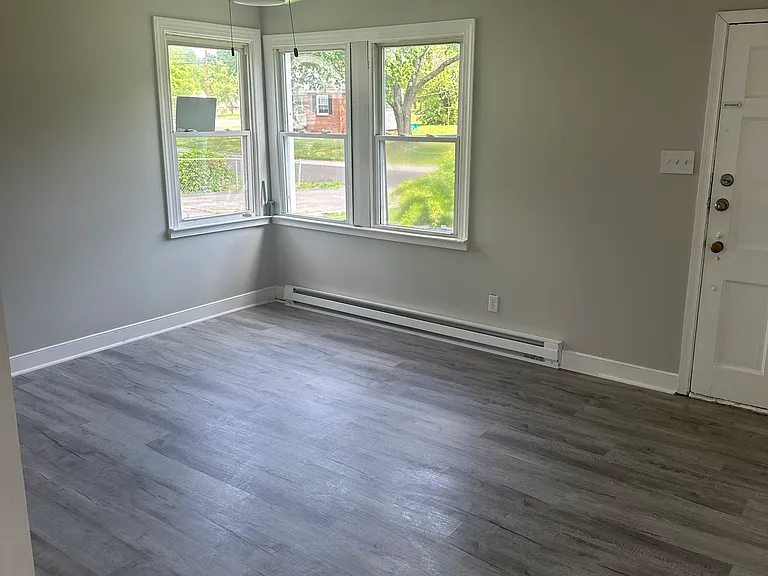 3203 Winchester St — Photo 10
