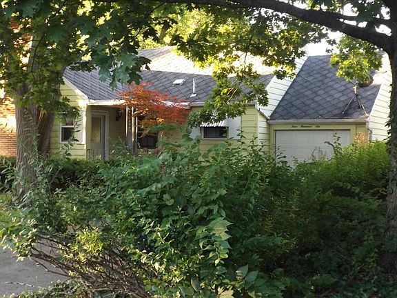3rd image of 406 Wilbur Ave