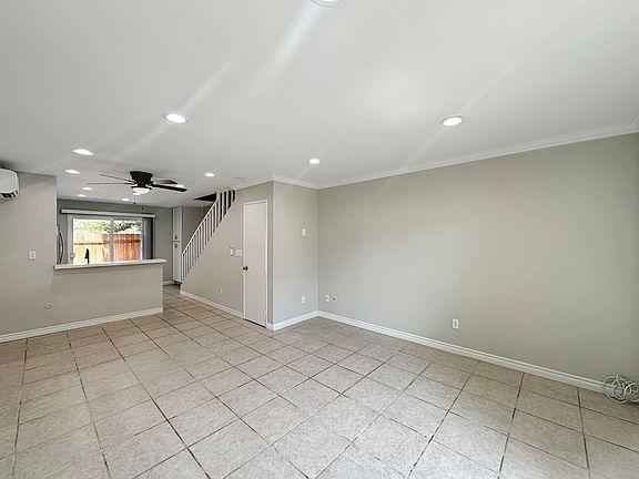 3rd image of 6662 Bell Bluff Ave #B