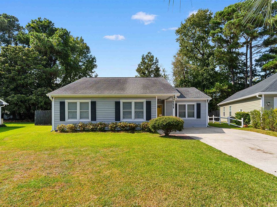 1st image of 9634 Kings Grant Dr.