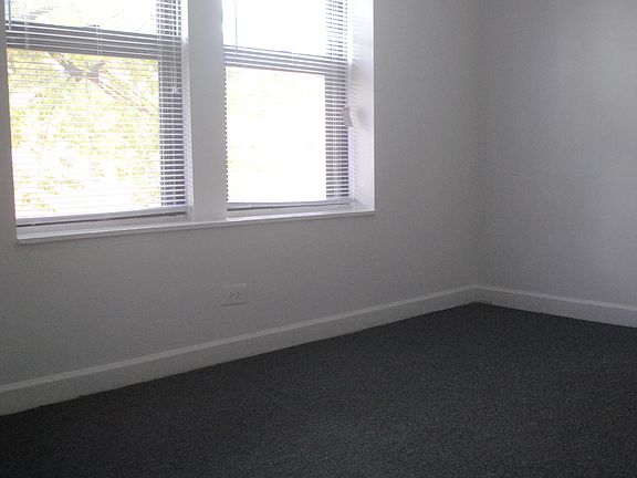 2nd image of 5429 W Washington Blvd APT 212