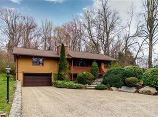 103 Pinewood Trl, Trumbull, CT 06611