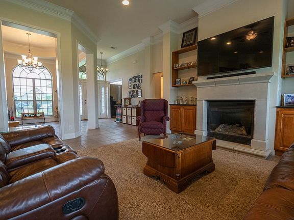 4th image of 1706 Hudson Oaks Dr
