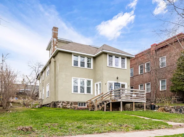 1127 E 3rd St, Duluth, MN 55805