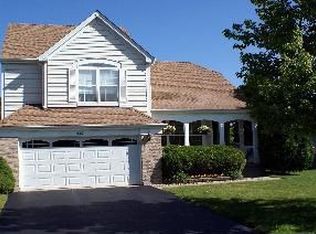 7862 Geneva Dr, Gurnee, IL 60031