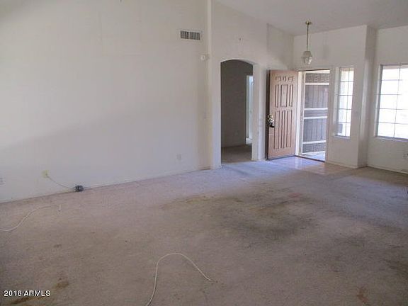 3rd image of 11053 W Irma Ln