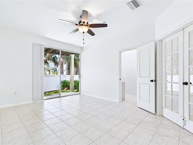 3175 Bayshore Oaks Dr — Photo 7
